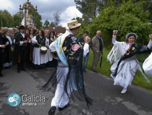 Ayuntamiento de Boborás y Danza de Xuvencos
